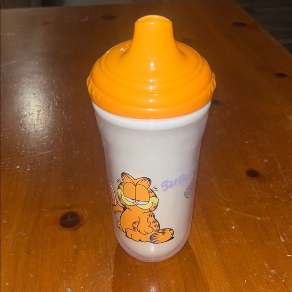 Garfield Orange and White Sippy Cup - Picture 1 of 2